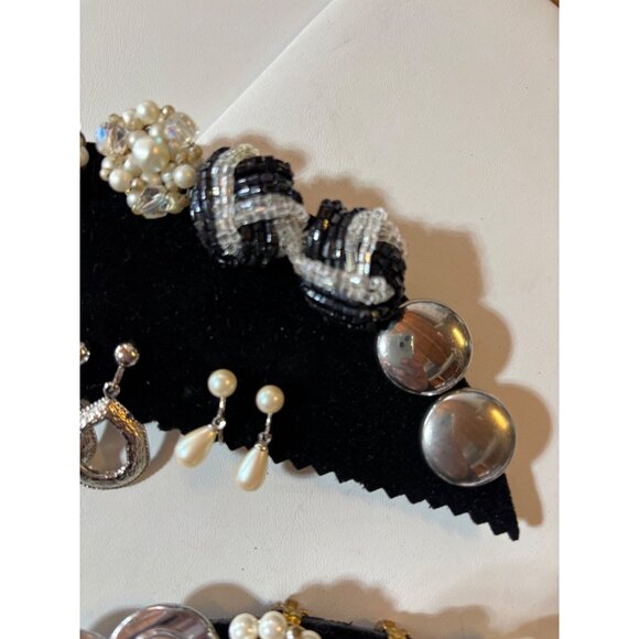 Vintage Assorted Clip-On Earrings Set - Pearl & Silver-Tone Designs Variety Of S - Picture 9 of 13